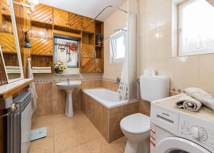 公寓 With Parking Space - 15375